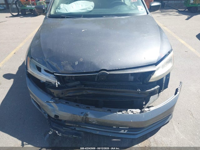 3VWLA7AJ0FM209087 Volkswagen 2015