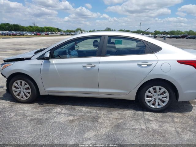 3KPC24A32KE057947 Hyundai ACCENT SE