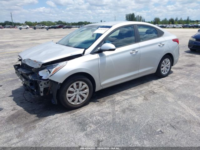 3KPC24A32KE057947 Hyundai ACCENT SE