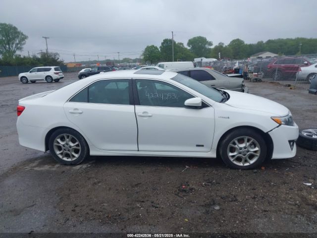 4T1BD1FK2EU126870 Toyota Camry Hybrid Se Limited Edition