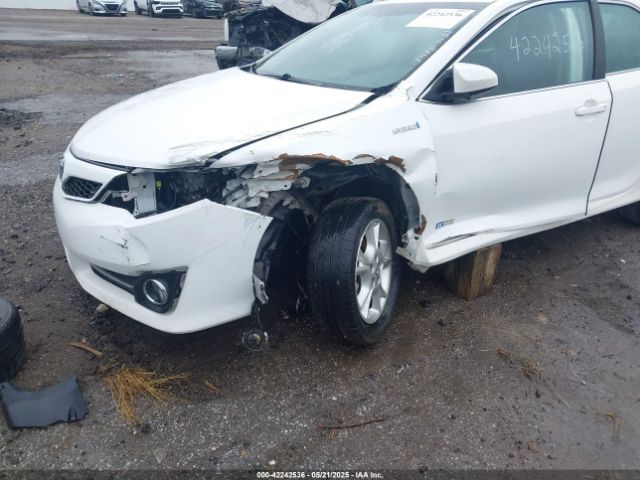 4T1BD1FK2EU126870 Toyota Camry Hybrid Se Limited Edition