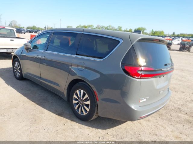 2022 CHRYSLER PACIFICA HYBRID 2C4RC1L70NR161264 Photo 2
