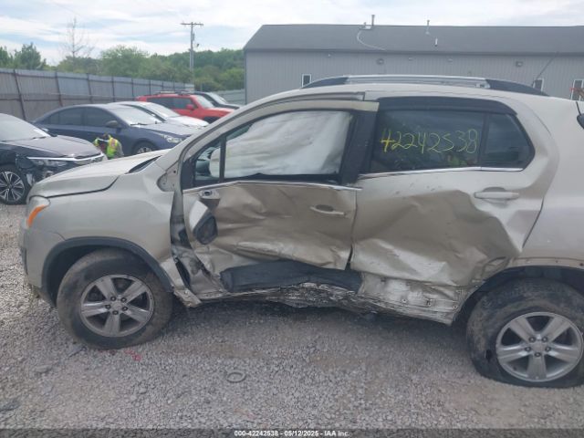 3GNCJRSB4FL180048 Chevrolet Trax Lt