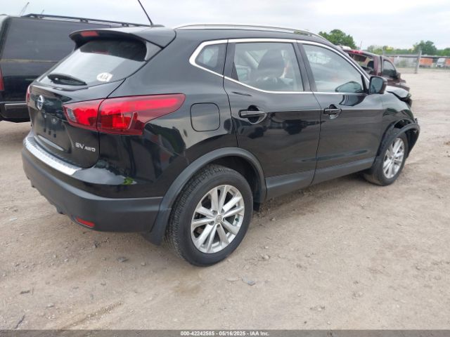 JN1BJ1CR5JW266914 Nissan Rogue Sport Sv
