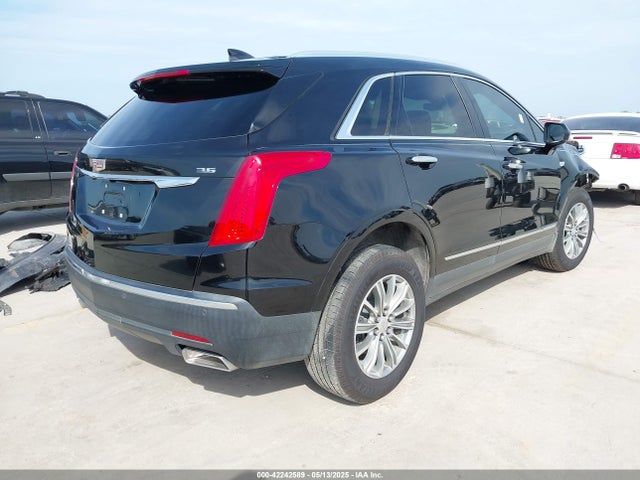2017 CADILLAC XT5 1GYKNBRSXHZ248204 Photo 3