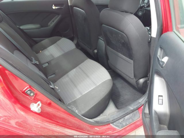 3KPFL4A76JE241008 KIA FORTE S