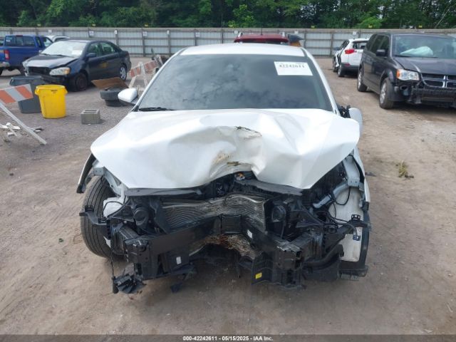 3KPF24AD7PE641760 KIA Forte Lxs