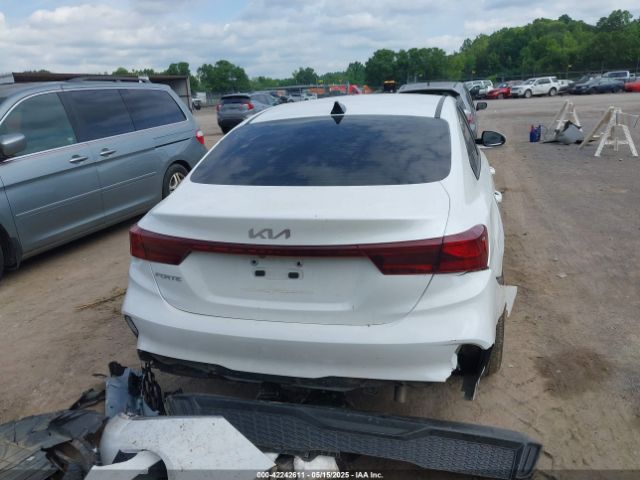 3KPF24AD7PE641760 KIA Forte Lxs