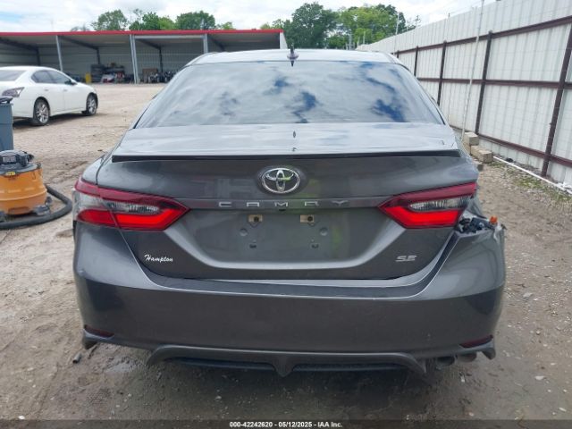 4T1G11AK1MU570911 Toyota CAMRY SE
