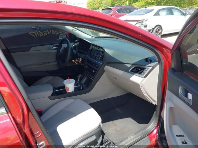 5NPE24AF8FH186215 Hyundai SONATA SE
