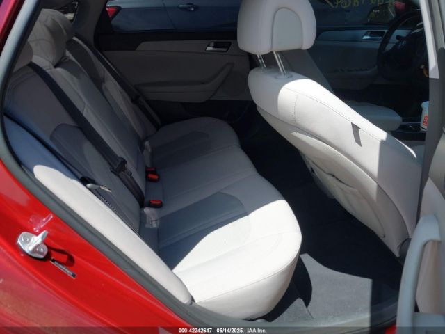 5NPE24AF8FH186215 Hyundai SONATA SE