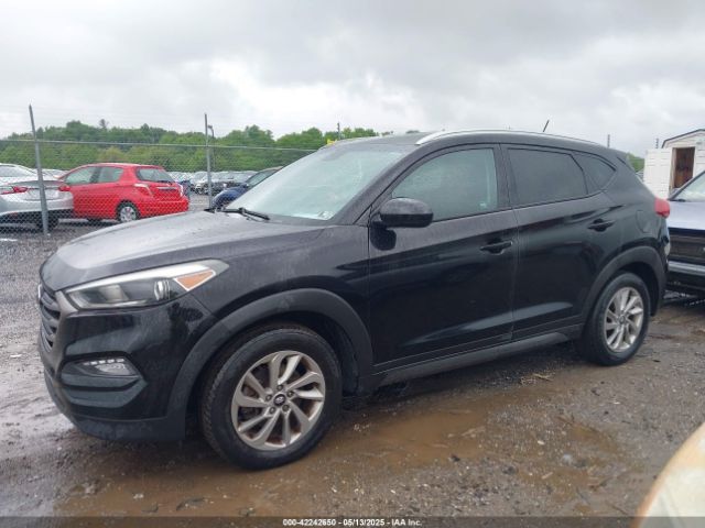 KM8J3CA43GU074395 Hyundai TUCSON SE