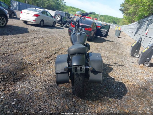 2017 HARLEY-DAVIDSON FXDB 1HD1GXM11HC318911 Photo 3