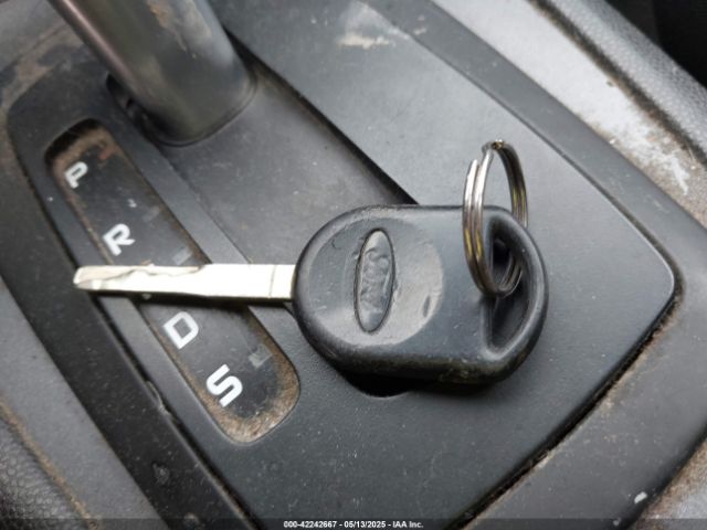 3FADP4AJ2FM189449 Ford FIESTA S