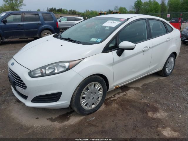 3FADP4AJ2FM189449 Ford FIESTA S