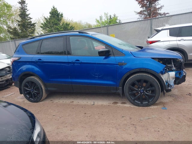 1FMCU9GD0JUA55987 Ford ESCAPE SE
