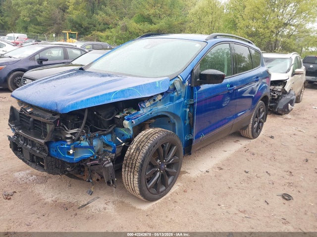 1FMCU9GD0JUA55987 Ford ESCAPE SE