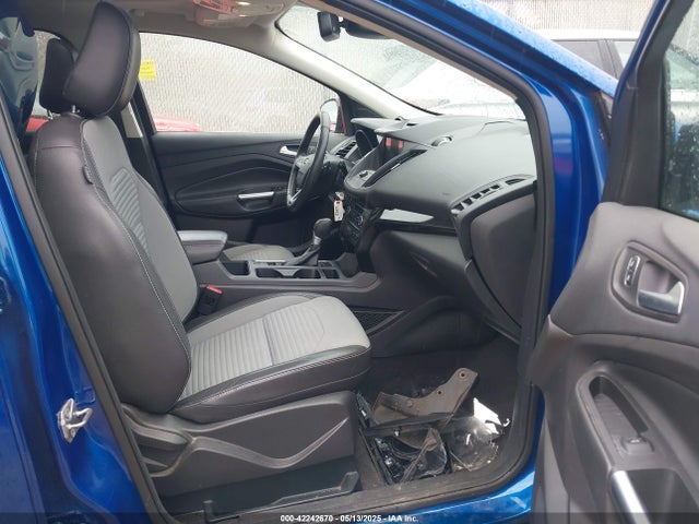 1FMCU9GD0JUA55987 Ford ESCAPE SE