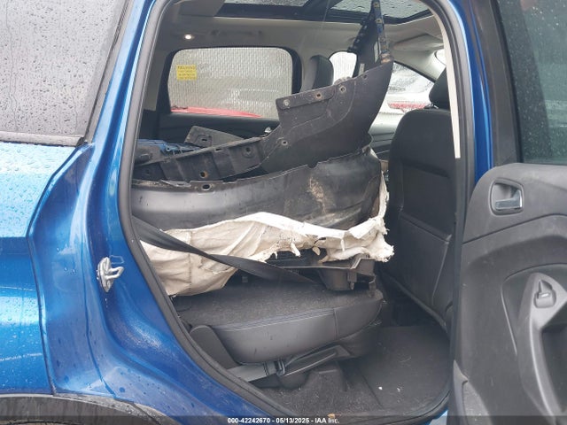1FMCU9GD0JUA55987 Ford ESCAPE SE