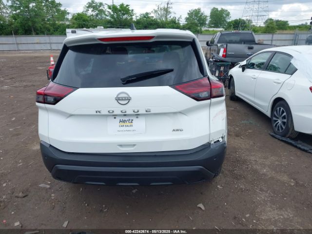 5N1BT3AB8PC850965 Nissan Rogue S Intelligent Awd
