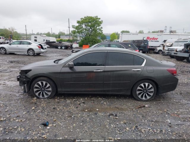 1HGCR6F73EA002113 Honda Accord Hybrid Touring