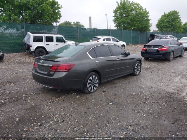 1HGCR6F73EA002113 Honda Accord Hybrid Touring