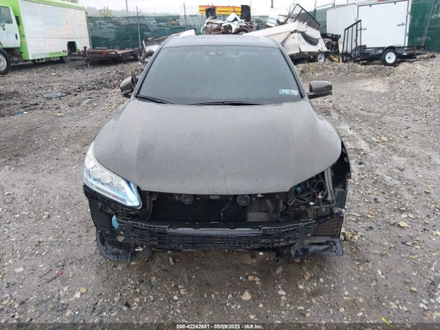 1HGCR6F73EA002113 Honda Accord Hybrid Touring
