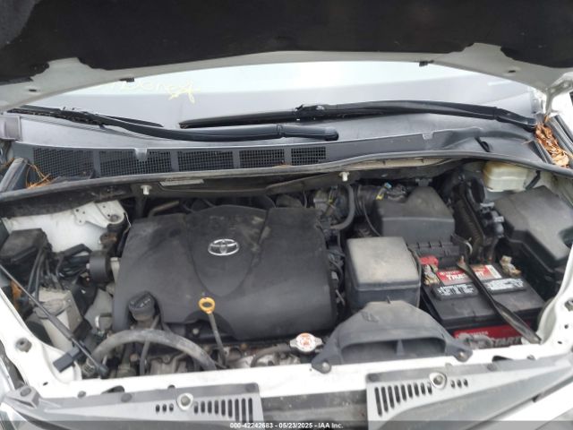 2018 TOYOTA SIENNA 5TDYZ3DC9JS921422 Photo 9