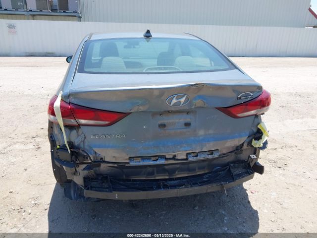 KMHD84LF2JU614085 Hyundai ELANTRA SEL