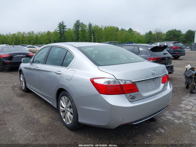 Honda k24w1 2014 1HGCR2F8XEA303088 Image 3