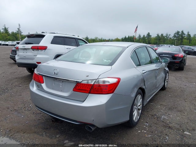 Honda k24w1 2014 1HGCR2F8XEA303088 Image 4