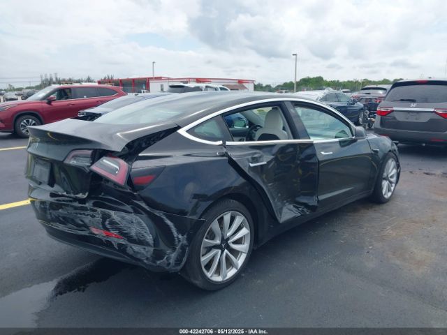 2019 TESLA MODEL 3 5YJ3E1EA7KF431980 Photo 3