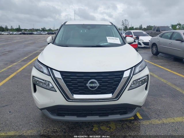 JN8BT3BA0PW005475 Nissan Rogue Sv Fwd