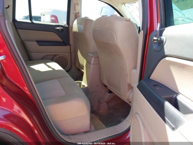 1C4NJCBA8GD641300 Jeep Compass Sport