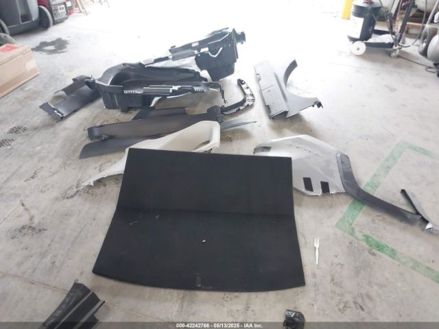 2T3P1RFV0NW284218 Toyota Rav4 Xle