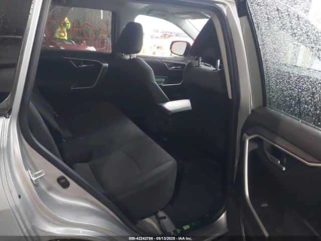 2T3P1RFV0NW284218 Toyota Rav4 Xle