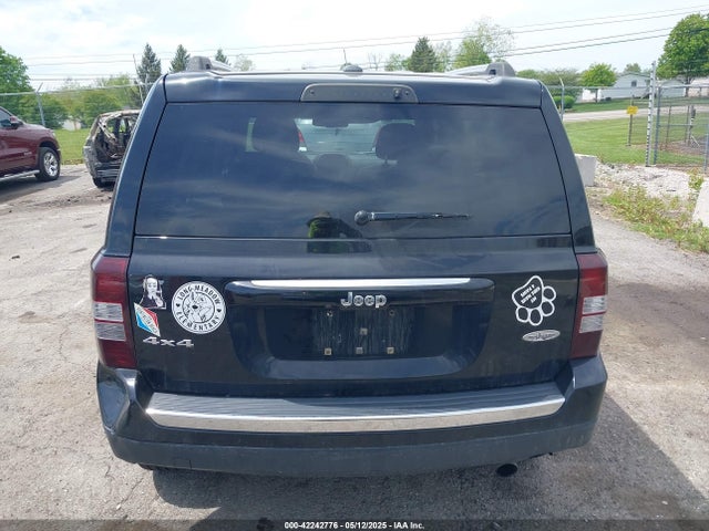 1C4NJRFB8GD580715 Jeep Patriot High Altitude Edition