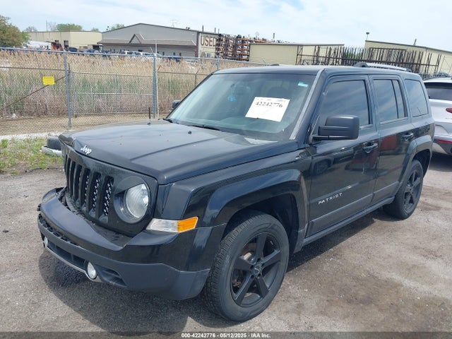 1C4NJRFB8GD580715 Jeep Patriot High Altitude Edition