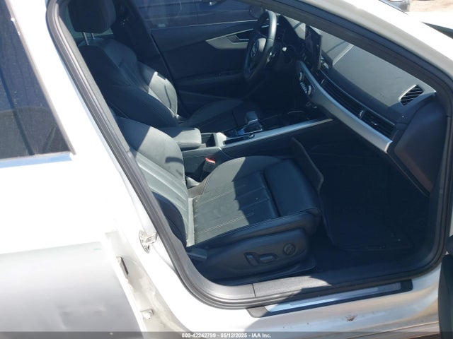 2020 AUDI A4 WAUHMAF48LN011274 Photo 4