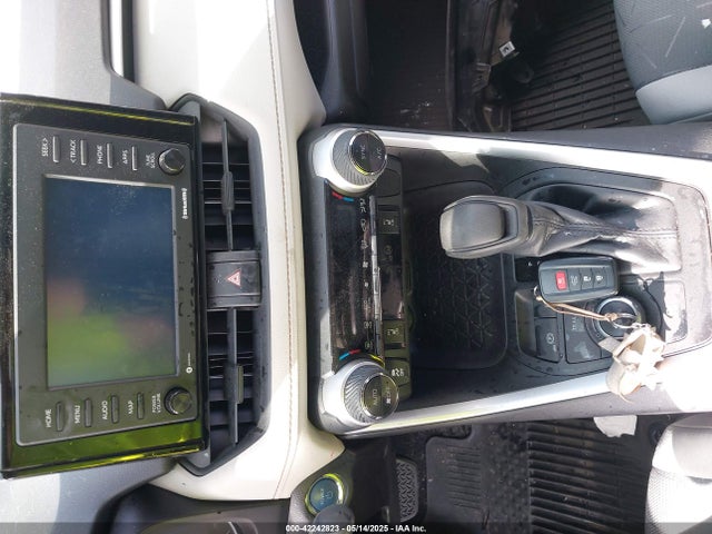 4T3R6RFV3MU017891 Toyota Rav4 Hybrid Xle