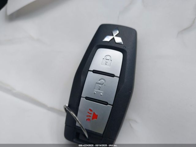 2022 MITSUBISHI OUTLANDER JA4J3TA83NZ063656 Photo 10
