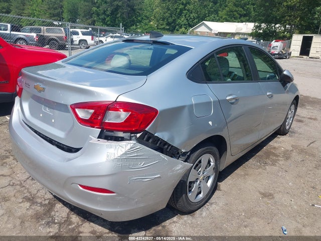 1G1BC5SMXJ7153497 Chevrolet Cruze Ls Auto