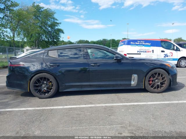 KNAE25LAXJ6014856 KIA Stinger Premium