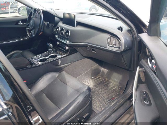 KNAE25LAXJ6014856 KIA Stinger Premium