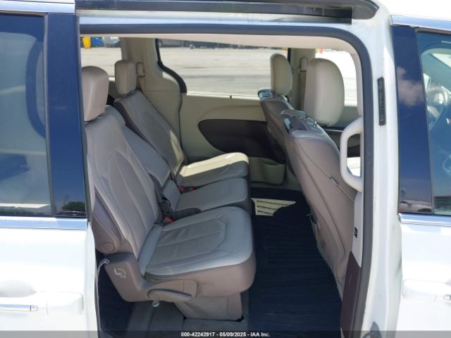 2C4RC1EG0HR511431 Chrysler Pacifica Touring-l Plus