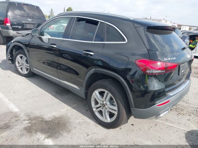 W1N4N4GB8MJ265758 Mercedes-Benz GLA 250