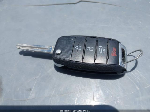 KNAFK4A62G5518071 KIA FORTE LX