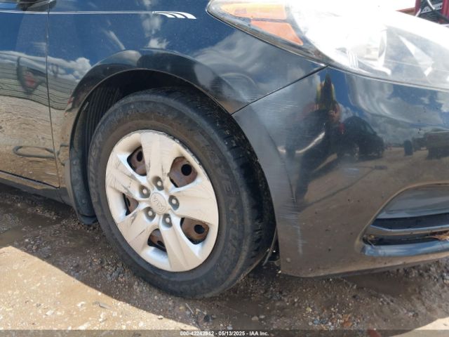 KNAFK4A62G5518071 KIA FORTE LX