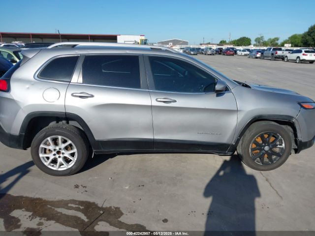 1C4PJLCBXGW258155 Jeep Cherokee Latitude