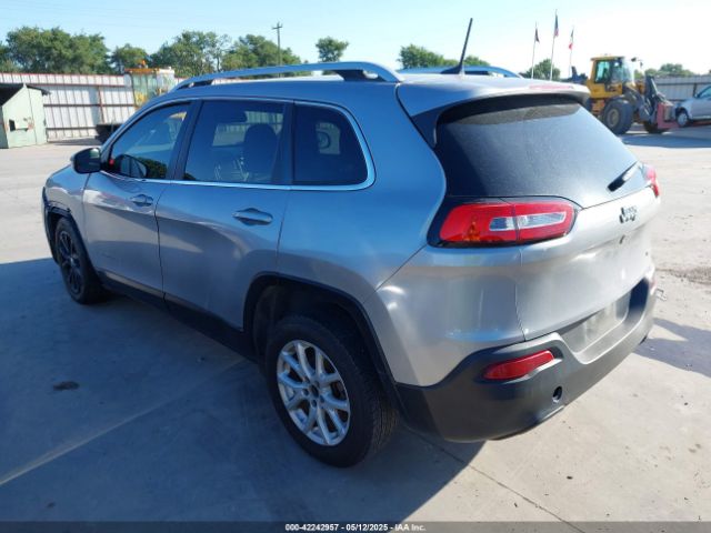 1C4PJLCBXGW258155 Jeep Cherokee Latitude
